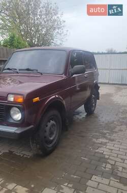 Внедорожник / Кроссовер ВАЗ 21214 / 4x4 2010 в 
