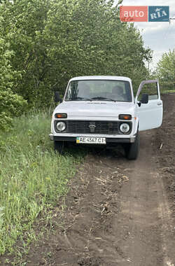 Позашляховик / Кросовер ВАЗ 21214 / 4x4 2009 в Межовій