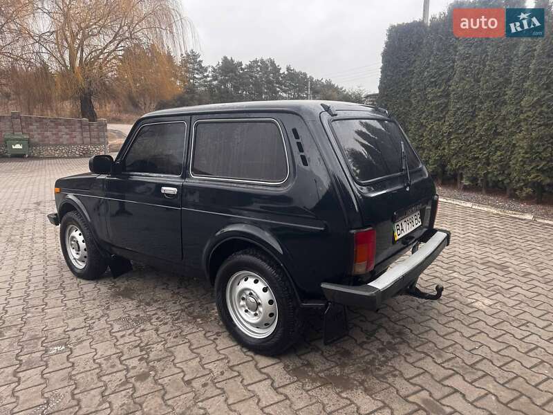 Внедорожник / Кроссовер ВАЗ / Lada 21214 / 4x4 2013 в Подволочиске