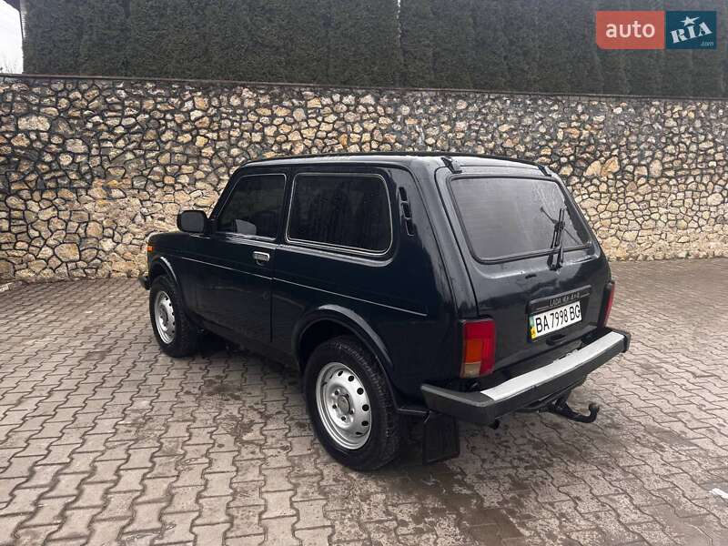 Внедорожник / Кроссовер ВАЗ / Lada 21214 / 4x4 2013 в Подволочиске