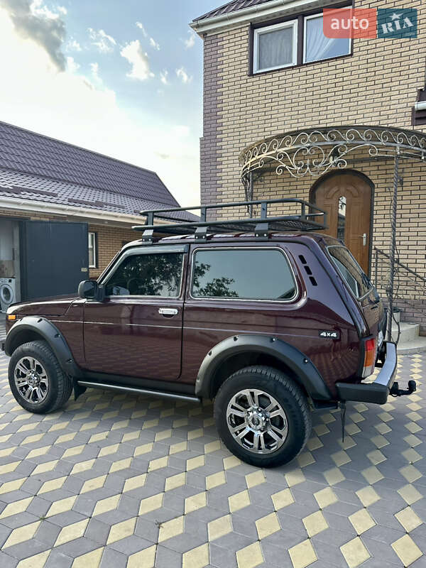 ВАЗ / Lada 21214 / 4x4 2011