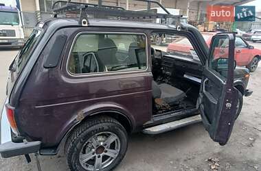 Позашляховик / Кросовер ВАЗ 21214 / 4x4 2015 в 