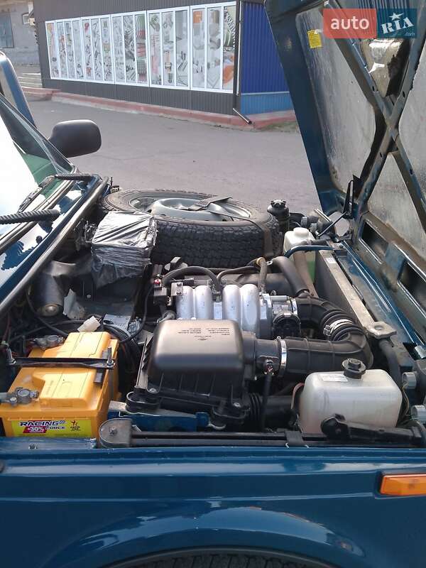Внедорожник / Кроссовер ВАЗ / Lada 21214 / 4x4 2011 в Тростянце