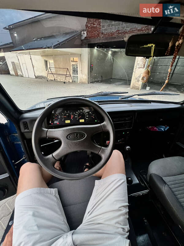 Позашляховик / Кросовер ВАЗ / Lada 21214 / 4x4 2013 в Снятині