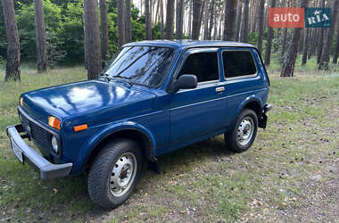 Внедорожник / Кроссовер ВАЗ 21214 / 4x4 2013 в 