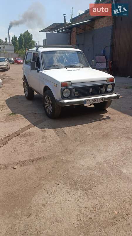 Внедорожник / Кроссовер ВАЗ / Lada 21214 / 4x4 2003 в Черкассах