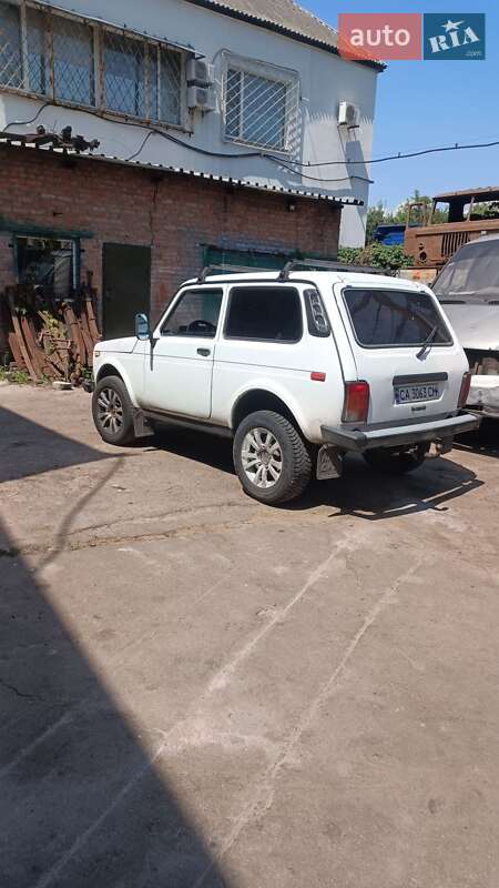 Внедорожник / Кроссовер ВАЗ / Lada 21214 / 4x4 2003 в Черкассах