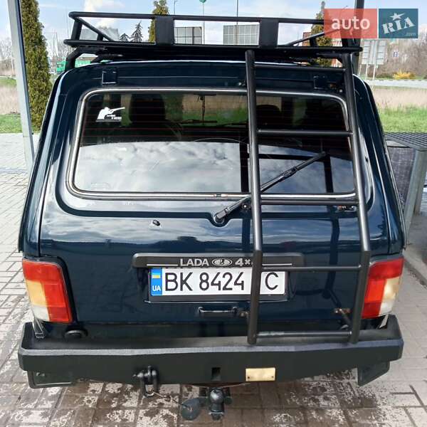 Внедорожник / Кроссовер ВАЗ / Lada 21214 / 4x4 2011 в Дубно