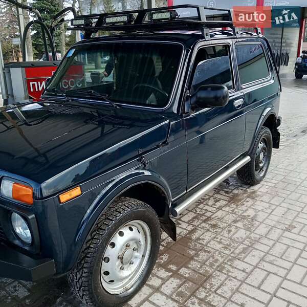 Внедорожник / Кроссовер ВАЗ / Lada 21214 / 4x4 2011 в Дубно