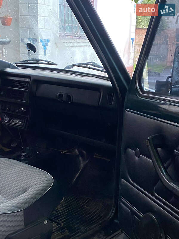 Позашляховик / Кросовер ВАЗ / Lada 21214 / 4x4 2006 в Брусилові фото 8 Позашляховик / Кросовер ВАЗ / Lada 21214 / 4x4 2006 в Брусилові