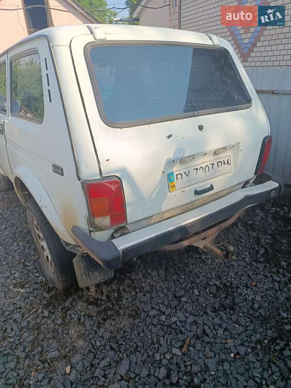 Внедорожник / Кроссовер ВАЗ 21214 / 4x4 2005 в 