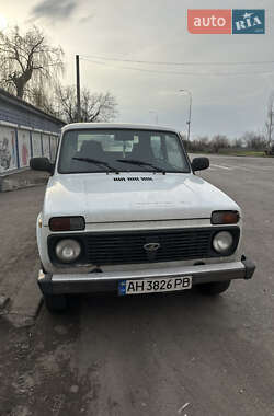 Позашляховик / Кросовер ВАЗ 21214 / 4x4 2015 в Добропіллі