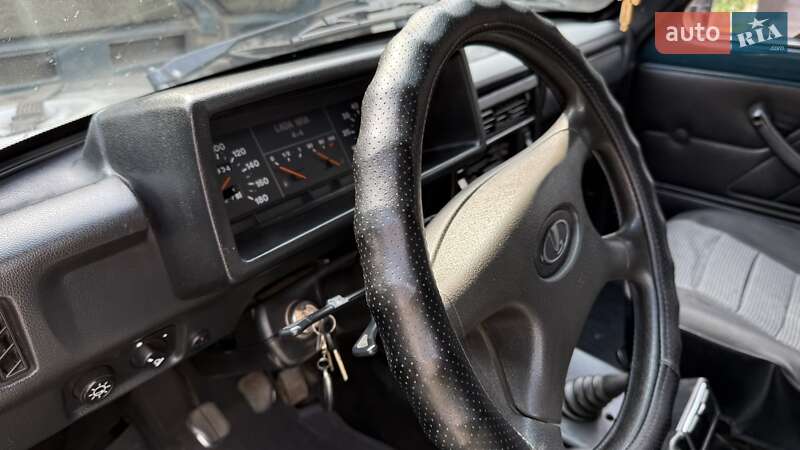 Внедорожник / Кроссовер ВАЗ / Lada 21214 / 4x4 2005 в Жашкове