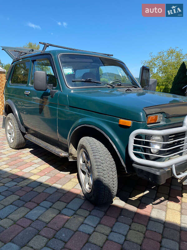 Внедорожник / Кроссовер ВАЗ / Lada 21214 / 4x4 2009 в Терново