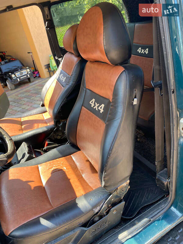 Внедорожник / Кроссовер ВАЗ / Lada 21214 / 4x4 2009 в Терново