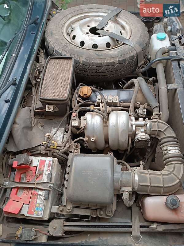 Внедорожник / Кроссовер ВАЗ / Lada 21214 / 4x4 2013 в Одессе