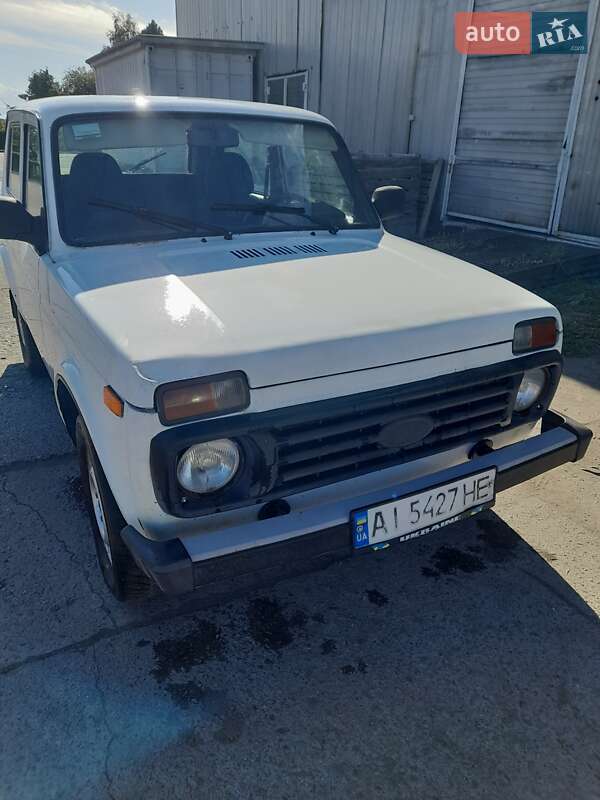 Внедорожник / Кроссовер ВАЗ / Lada 21214 / 4x4 2017 в Макарове фото 5 Внедорожник / Кроссовер ВАЗ / Lada 21214 / 4x4 2017 в Макарове