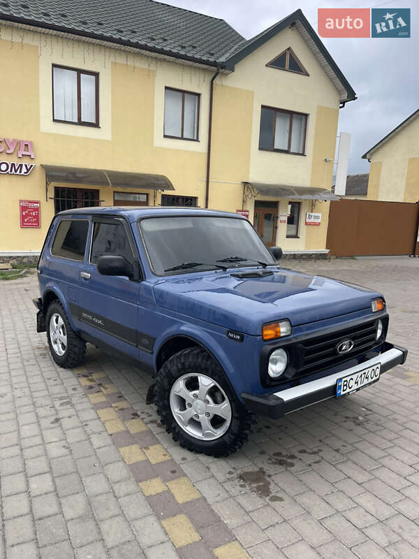 Внедорожник / Кроссовер ВАЗ / Lada 21214 / 4x4 2008 в Бродах