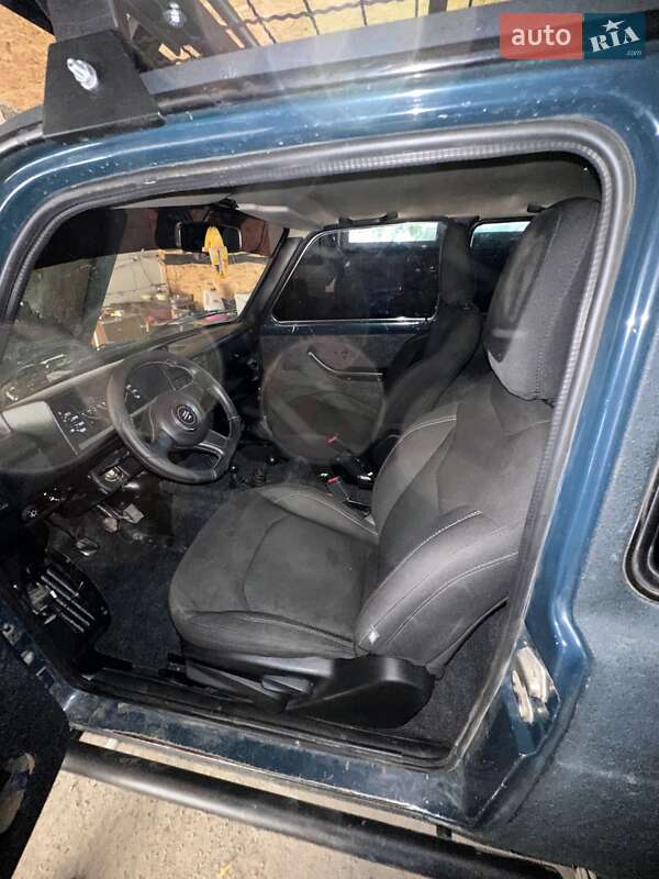 Внедорожник / Кроссовер ВАЗ / Lada 21214 / 4x4 2006 в Ужгороде фото 14 Внедорожник / Кроссовер ВАЗ / Lada 21214 / 4x4 2006 в Ужгороде