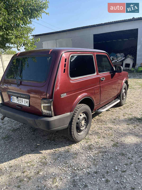 Внедорожник / Кроссовер ВАЗ / Lada 21214 / 4x4 2008 в Кременчуге