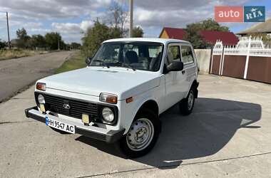 Внедорожник / Кроссовер ВАЗ 21214 / 4x4 2015 в 