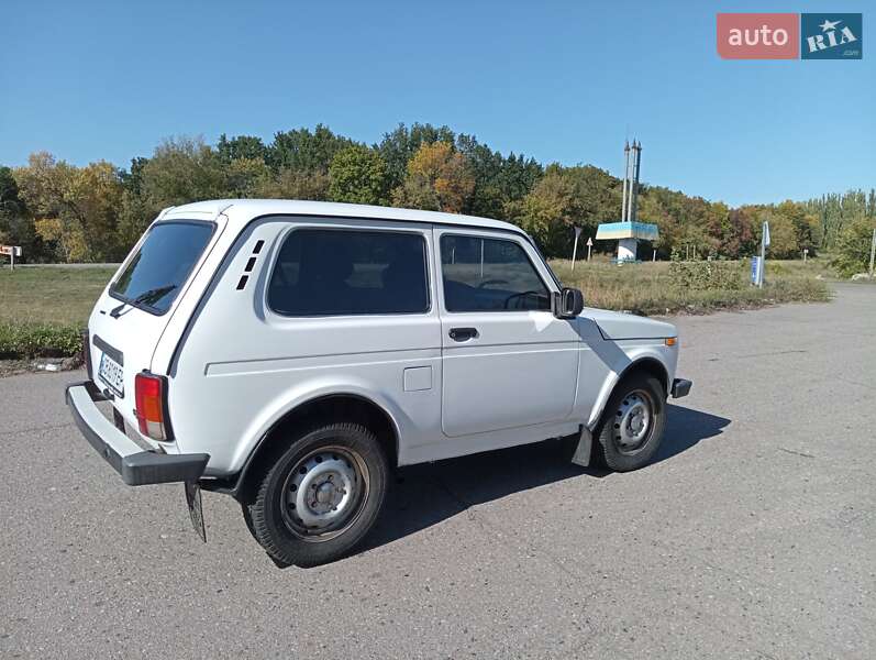 Внедорожник / Кроссовер ВАЗ / Lada 21214 / 4x4 2015 в Липовой Долине фото 25 Внедорожник / Кроссовер ВАЗ / Lada 21214 / 4x4 2015 в Липовой Долине