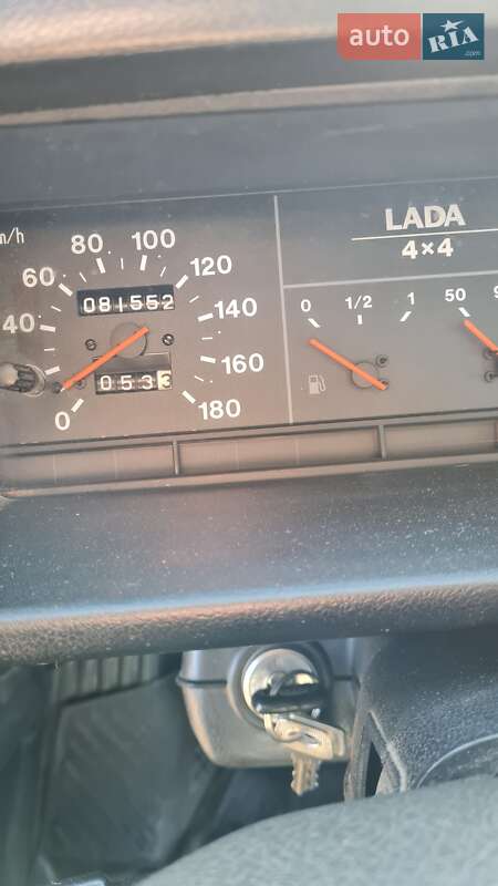 Позашляховик / Кросовер ВАЗ / Lada 21214 / 4x4 2008 в Глухові