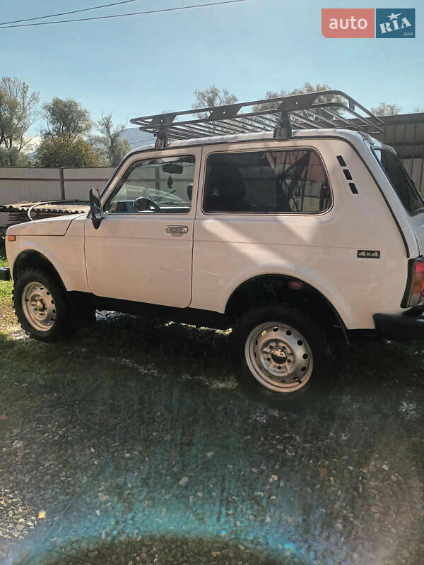 Позашляховик / Кросовер ВАЗ / Lada 21214 / 4x4 2008 в Рахові