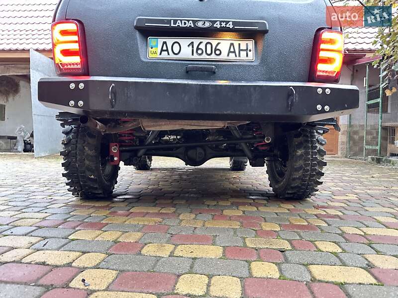 Внедорожник / Кроссовер ВАЗ / Lada 21214 / 4x4 2006 в Ужгороде фото 6 Внедорожник / Кроссовер ВАЗ / Lada 21214 / 4x4 2006 в Ужгороде