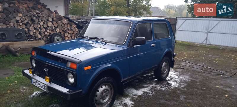 Внедорожник / Кроссовер ВАЗ 21214 / 4x4 2011 в 