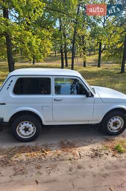 Внедорожник / Кроссовер ВАЗ 21214 / 4x4 2010 в 