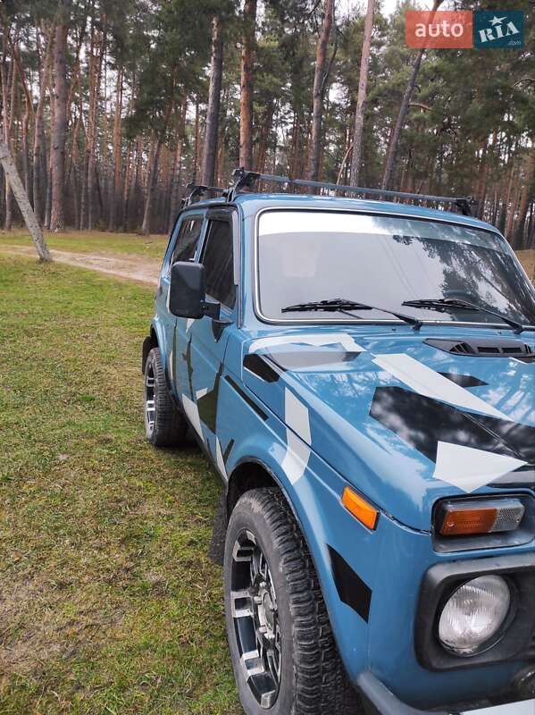 Позашляховик / Кросовер ВАЗ / Lada 21214 / 4x4 2007 в Лебедині