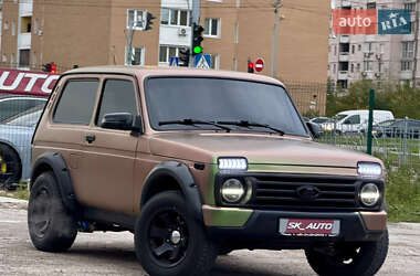 Позашляховик / Кросовер ВАЗ 21214 / 4x4 2014 в 