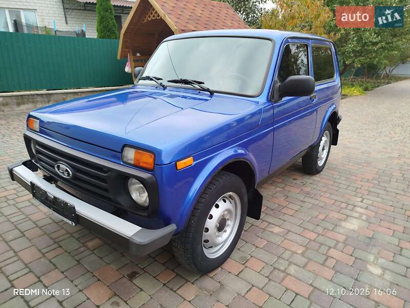 Внедорожник / Кроссовер ВАЗ 21214 / 4x4 2018 в 