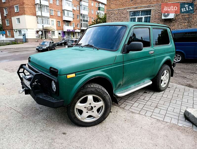 Позашляховик / Кросовер ВАЗ 21214 / 4x4 2008 в 