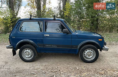 Позашляховик / Кросовер ВАЗ 21214 / 4x4 2010 в 