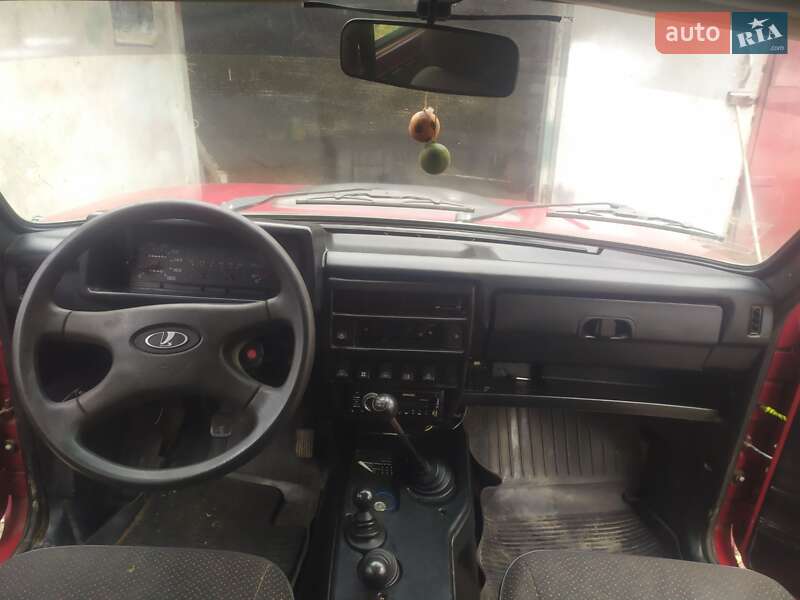 Позашляховик / Кросовер ВАЗ / Lada 21214 / 4x4 2005 в Жмеринці фото 6 Позашляховик / Кросовер ВАЗ / Lada 21214 / 4x4 2005 в Жмеринці