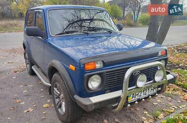 Позашляховик / Кросовер ВАЗ 21214 / 4x4 2011 в Миргороді