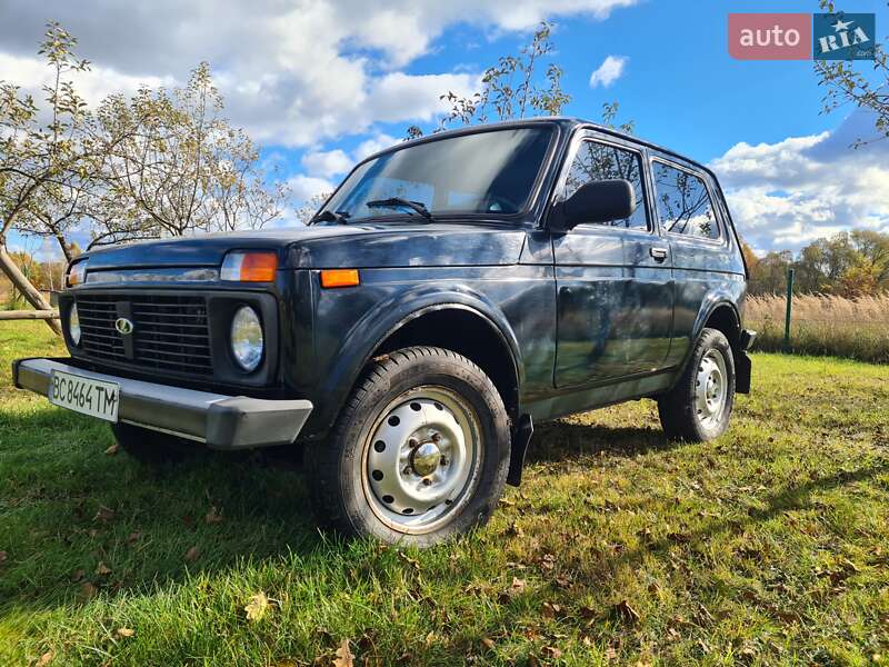 Внедорожник / Кроссовер ВАЗ / Lada 21214 / 4x4 2015 в Львове