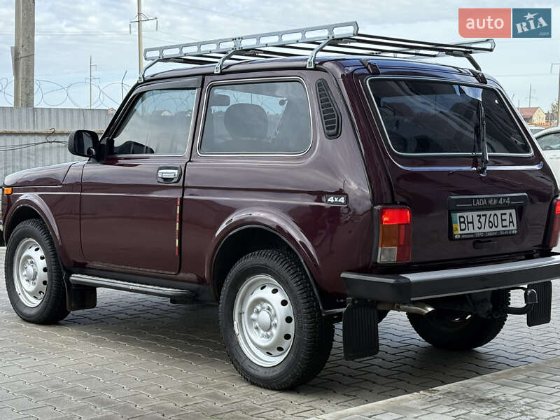 Позашляховик / Кросовер ВАЗ / Lada 21214 / 4x4 2011 в Одесі