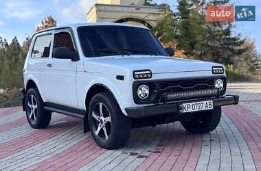 Позашляховик / Кросовер ВАЗ 21214 / 4x4 2011 в Запоріжжі