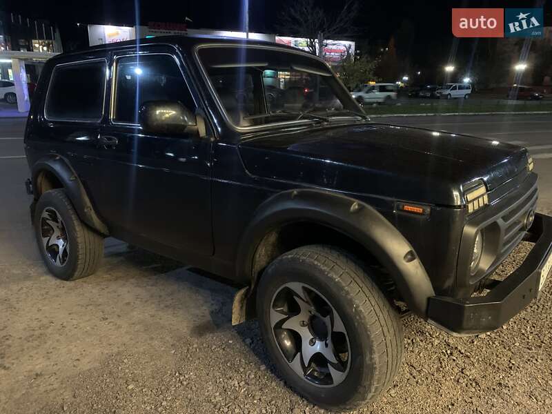 Внедорожник / Кроссовер ВАЗ / Lada 21214 / 4x4 2016 в Малой Турье