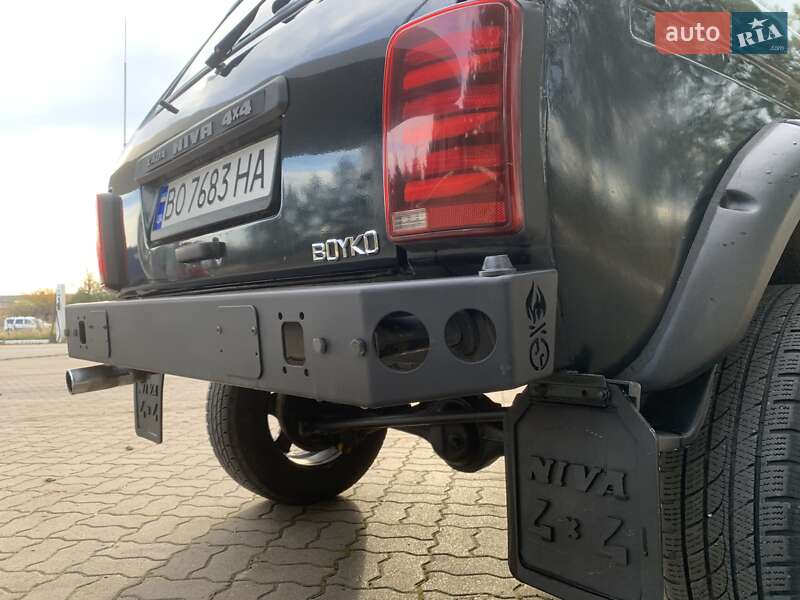 Внедорожник / Кроссовер ВАЗ / Lada 21214 / 4x4 2016 в Малой Турье