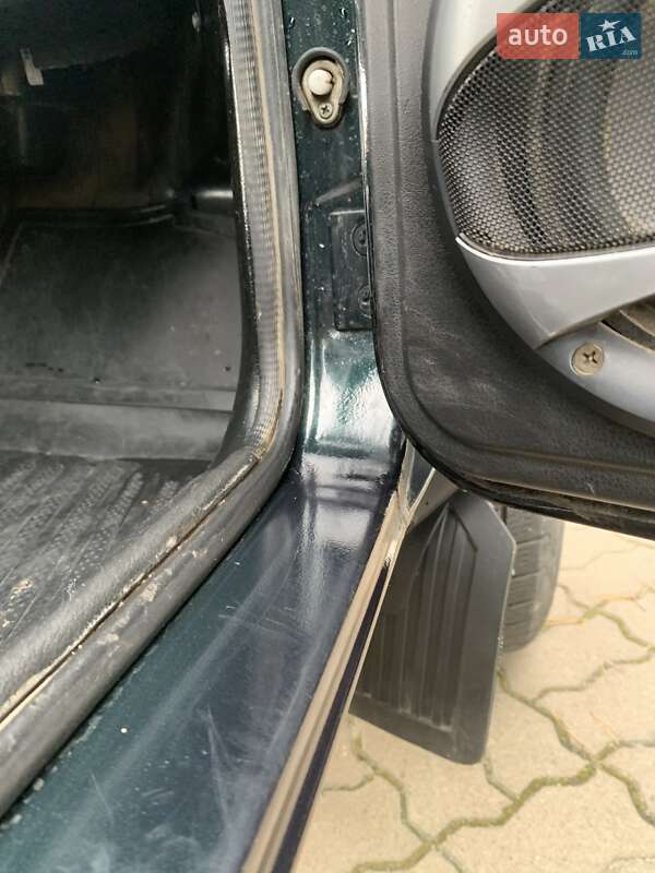 Внедорожник / Кроссовер ВАЗ / Lada 21214 / 4x4 2016 в Малой Турье