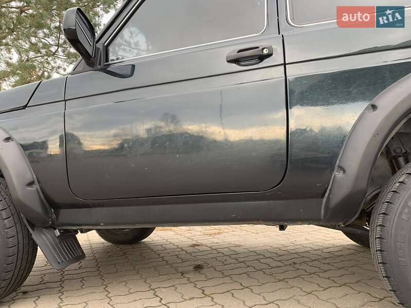 Внедорожник / Кроссовер ВАЗ / Lada 21214 / 4x4 2016 в Малой Турье