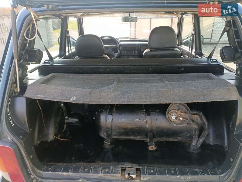 Позашляховик / Кросовер ВАЗ / Lada 21214 / 4x4 2013 в Снятині фото 16 Позашляховик / Кросовер ВАЗ / Lada 21214 / 4x4 2013 в Снятині