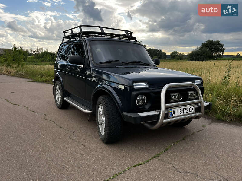 Позашляховик / Кросовер ВАЗ / Lada 21214 / 4x4 2015 в Чернігові