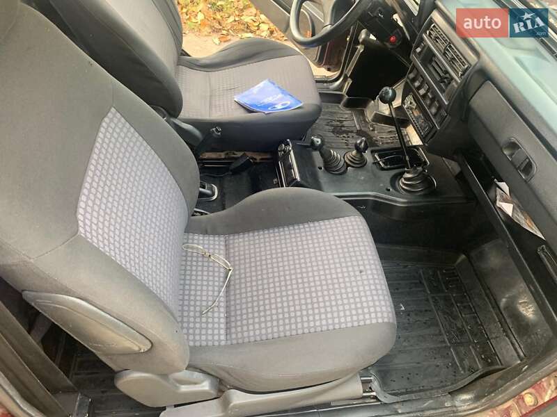 Позашляховик / Кросовер ВАЗ / Lada 21214 / 4x4 2013 в Лохвиці