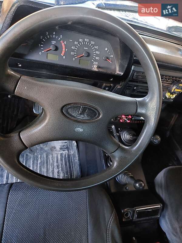 Позашляховик / Кросовер ВАЗ / Lada 21214 / 4x4 2010 в Слов'янську фото 23 Позашляховик / Кросовер ВАЗ / Lada 21214 / 4x4 2010 в Слов'янську