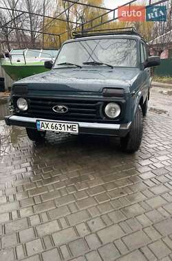 Внедорожник / Кроссовер ВАЗ 21214 / 4x4 2016 в Харькове